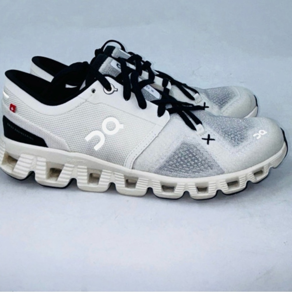 On Cloud Running Black and White Athletic Shoes